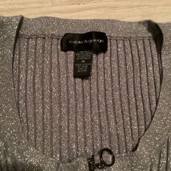 Sweater - Picture 5 of 5